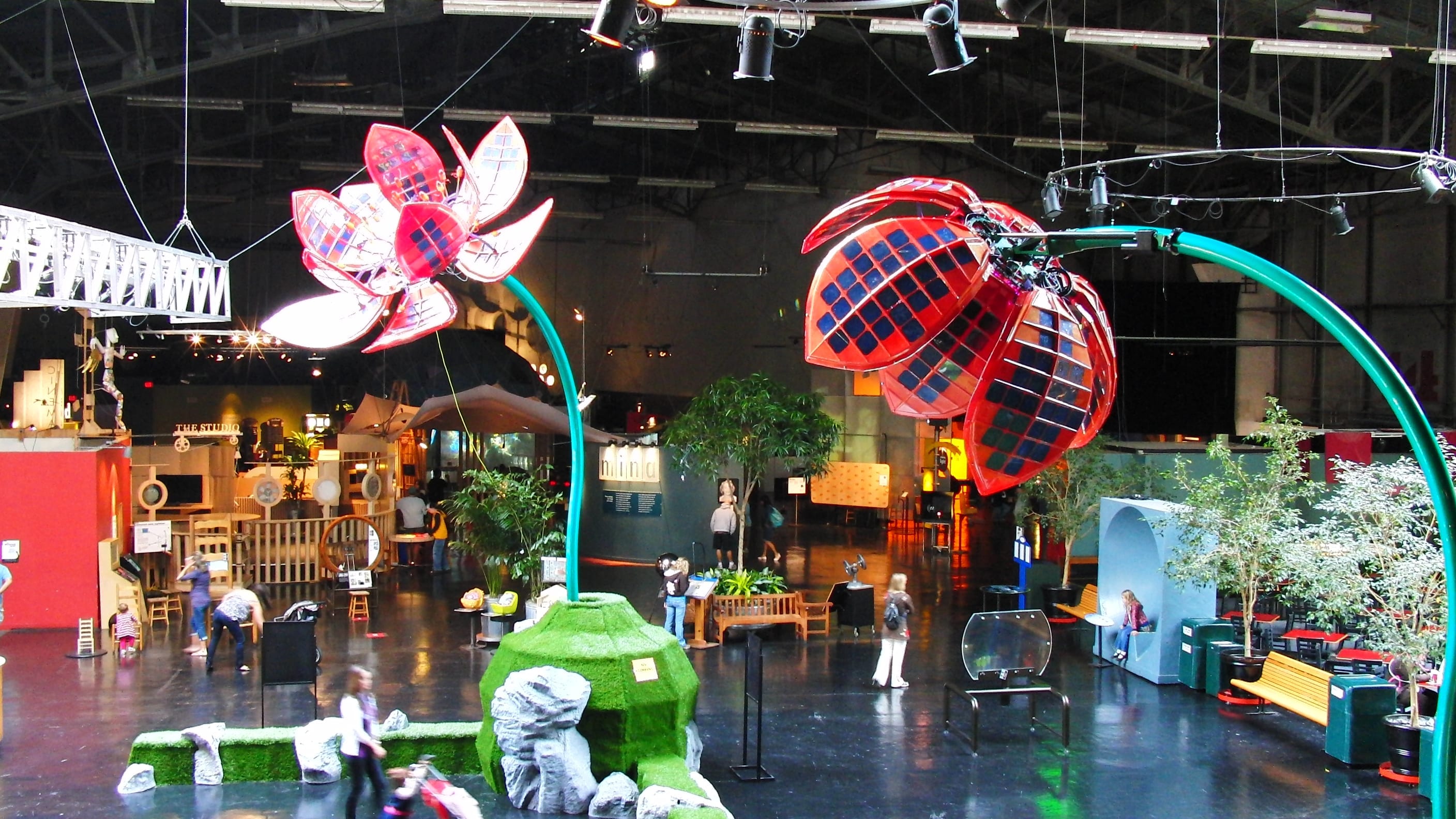 Solar Sunflowers kinetic installation by Poetic Kinetics