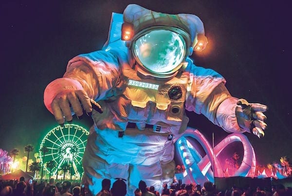 Escape Velocity kinetic installation by Poetic Kinetics in Indio